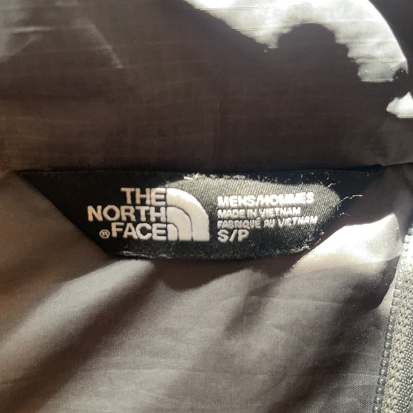 Men’s north face puffer jacket size small hike - Picture 4 of 8